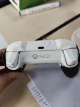 Mando Xbox Blanco y Negro