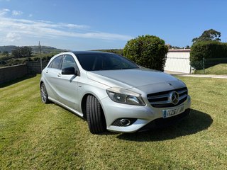 Mercedes-Benz Clase A A180 122 CV Automático