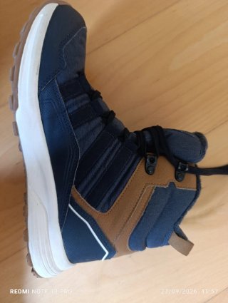 Zapatillas montaña Quechua azul marino