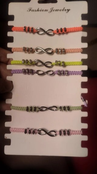 LOTE Pulseras de hilo ajustables infinito colores
