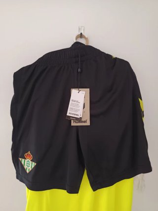 Camiseta Hummel Betis 1914 Legacy Talla 10A.