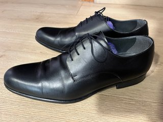 Zapatos de vestir negros