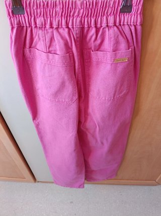 Pantalones Tejanos Niña Rosa talla 9-10. 140 cm.
