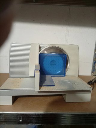 Cortafiambres Eléctrico