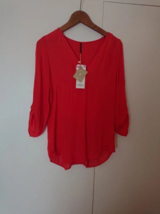 Camisa Roja Stradivarius