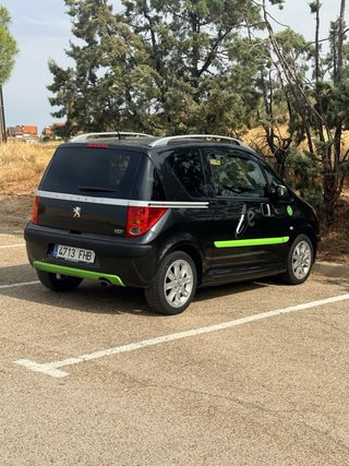 Peugeot 1007 2006