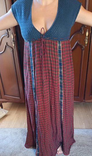 Vestido largo cuadros azul y rojo
