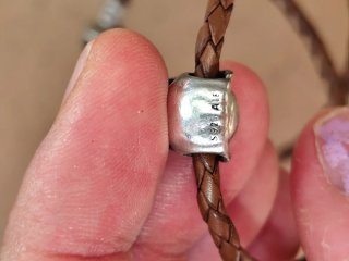 Pulsera Pandora Cuero Marrón con 2 Charms