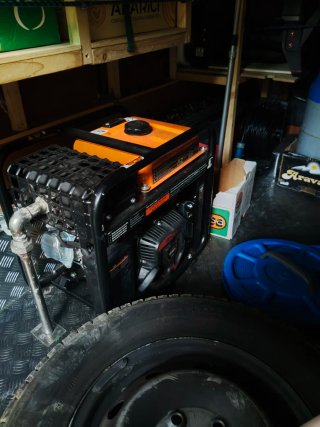 Generador Genergy Rodas Inverter 3800W