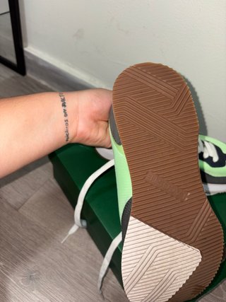 Zapatillas Lacoste grises y verdes