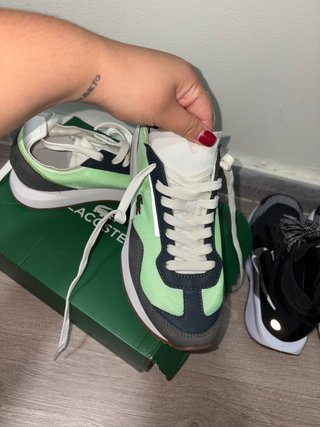 Zapatillas Lacoste grises y verdes