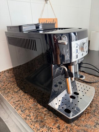 Cafetera DeLonghi Magnifica S Automática