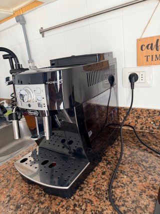 Cafetera DeLonghi Magnifica S Automática