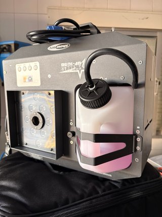 Máquina de Humo Showtec Stellar UF-1000