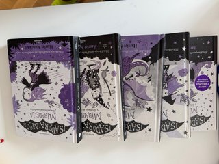 Libros infantiles Isadora Moon y Anna Kadabra