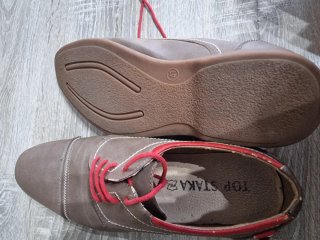 Zapatos Top Staka Marrones y Rojos