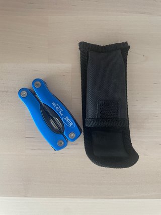Herramienta Multiusos Azul con Funda