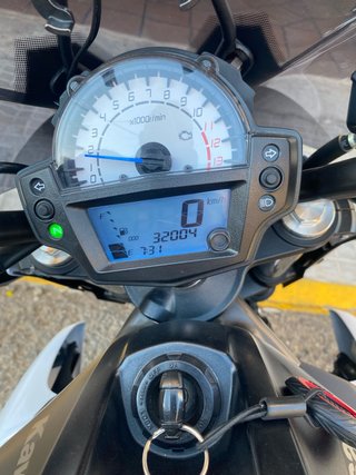 Moto Kawasaki Naked
