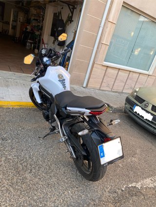 Moto Kawasaki Naked