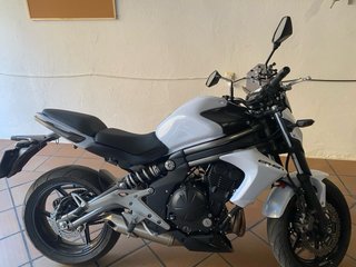 Moto Kawasaki Naked