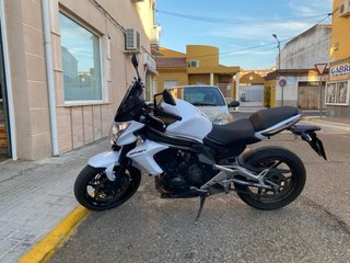 Moto Kawasaki Naked
