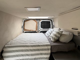 Ford E-Transit 2007