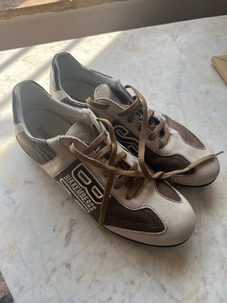 Zapatillas Bikkembergs Beige y Marrón