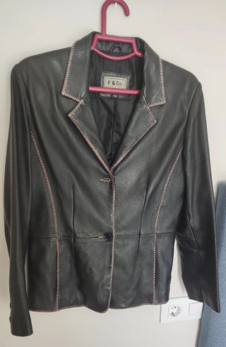Chaqueta Americana de Piel Negra F & Co
