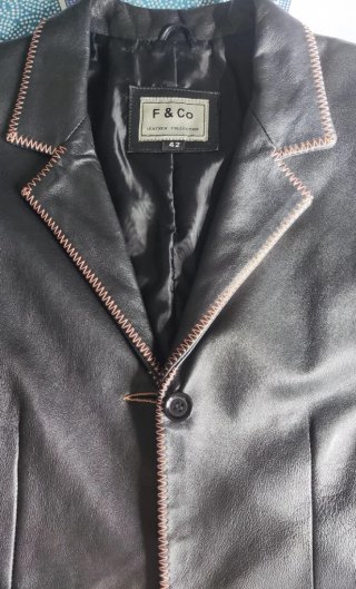 Chaqueta Americana de Piel Negra F & Co