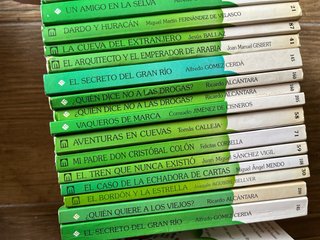 35 LIBROS INFANTILES COLECCIÓN ALA DELTA