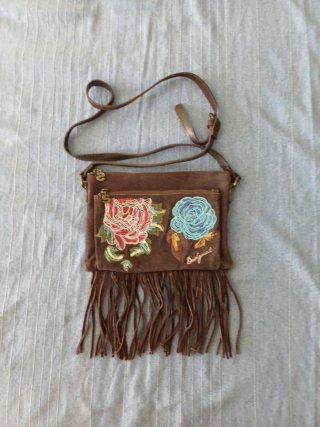 Bolso Desigual Marrón con Flores Bordadas