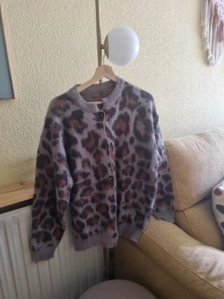 Chaqueta Shein Leopardo Talla L