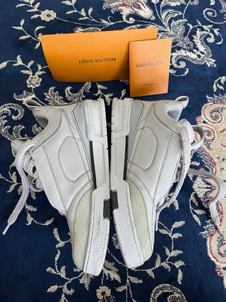Louis Vuitton LV Skate Grises