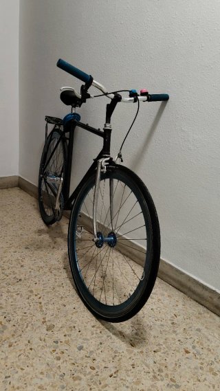 Bicicleta Fixie Negra y Azul
