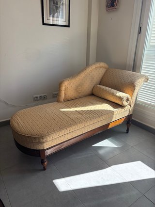 Diván Clásico Tapizado