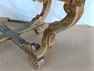 Base de Mesa de Madera Tallada