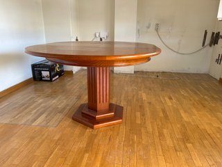 Mesa de Comedor Redonda de Madera