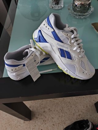 Reebok Blancas y Azules Talla 42