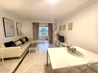 Piso en alquiler en Puerto Banús en Marbella