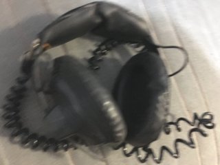 Auriculares grandes cadena antiguos vintage