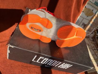 Nike LeBron XIX Zapatillas Baloncesto