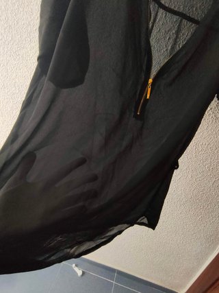 Blusa Negra Transparente Manga Corta