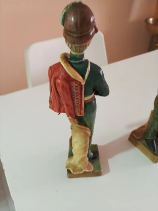 Pareja de Figuras de Soldados Antiguos