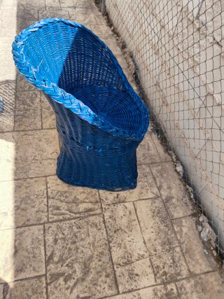 Silla de Mimbre Azul para Jardín