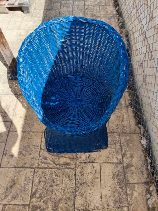 Silla de Mimbre Azul para Jardín