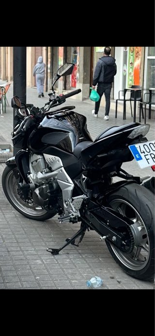Kawasaki Z750 itv 2027.