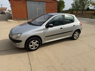 Peugeot 206 2003