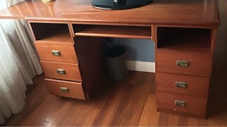 Mesa de Escritorio de Madera