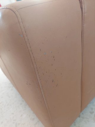 Sofá de piel marrón Ikea