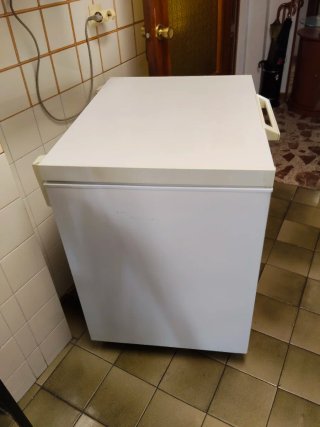 Arcón Congelador Zanussi 220L